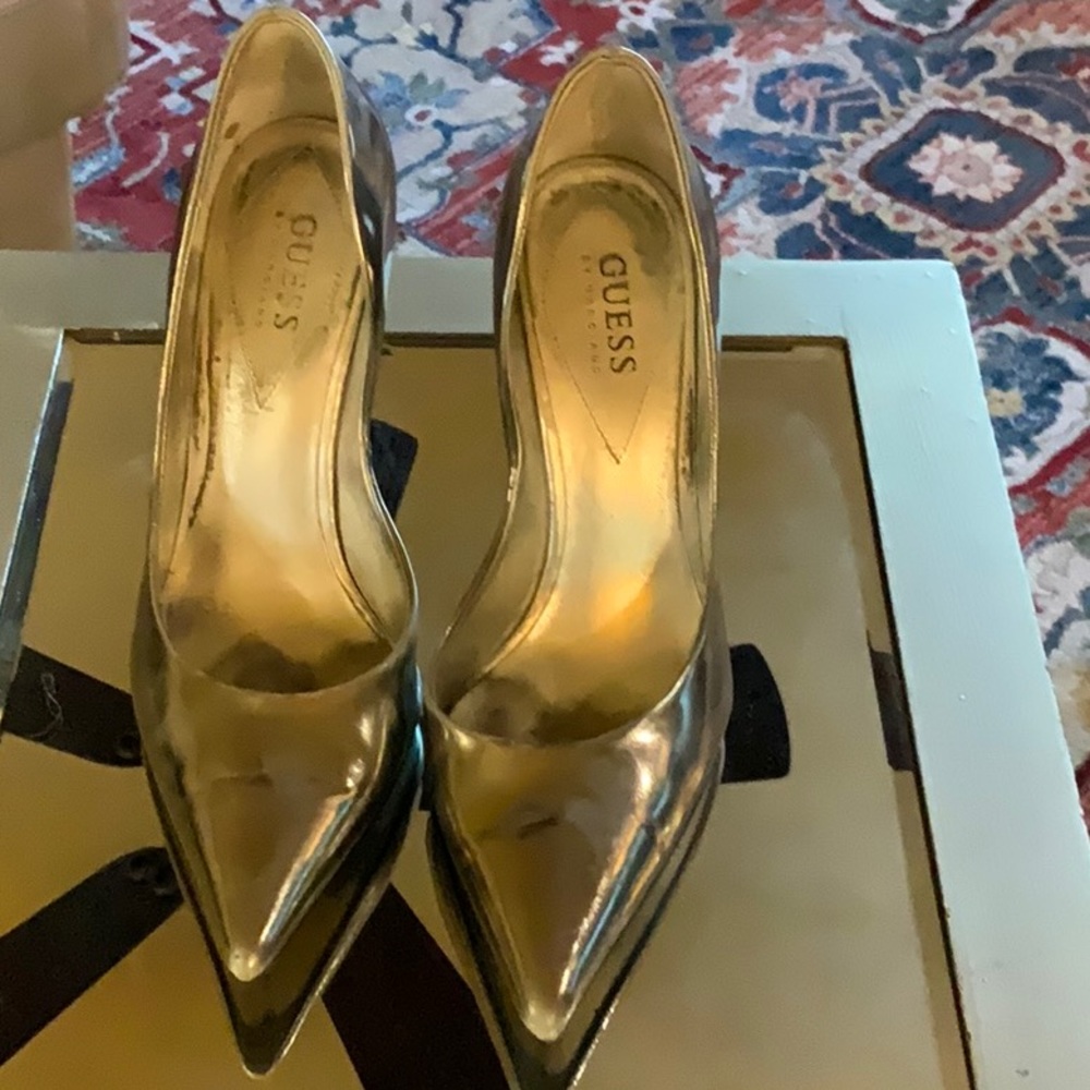 Pumps/heels